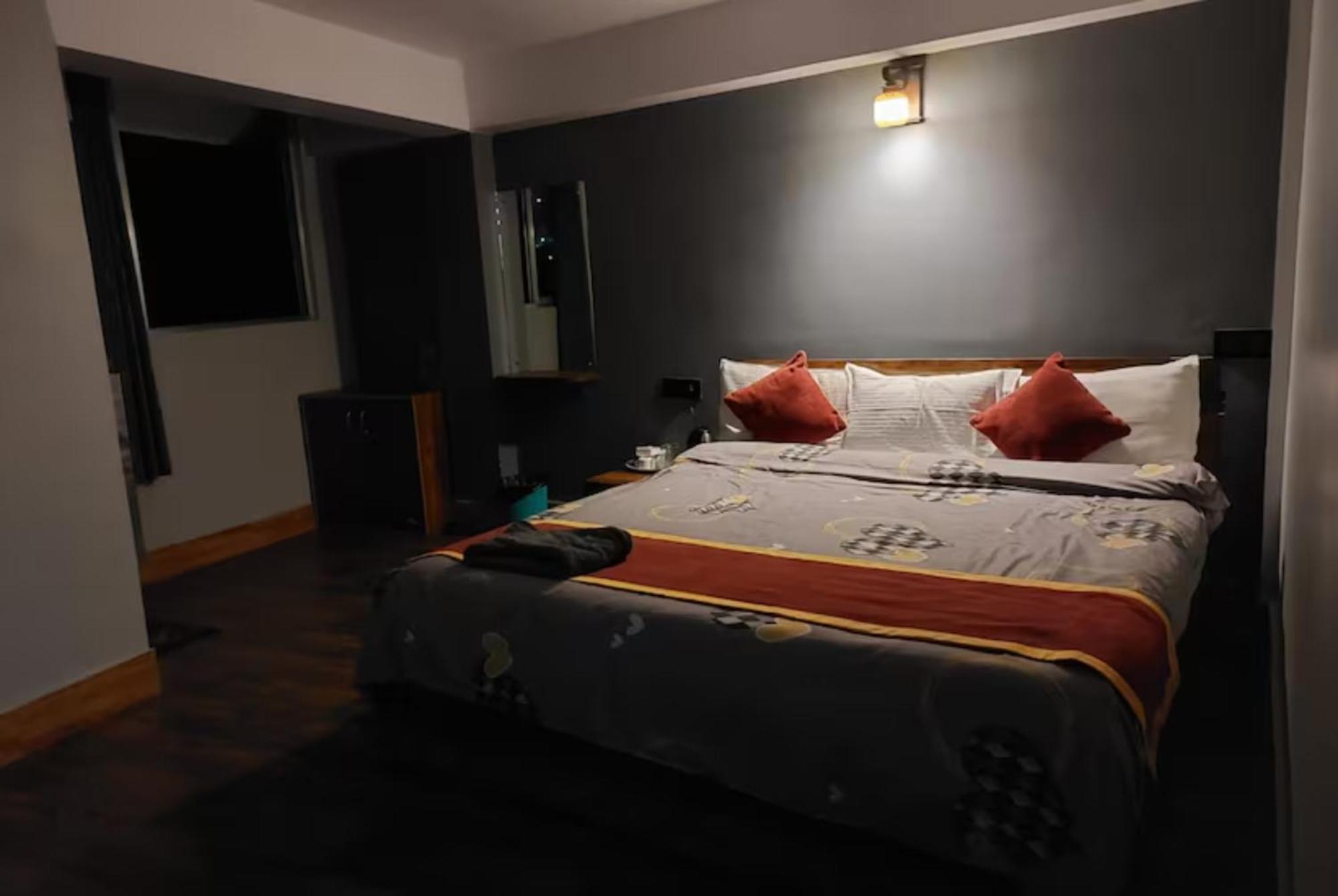 Hotel Pitstop Darjeeling - Excellent Service Recommended & Couple Friendly エクステリア 写真